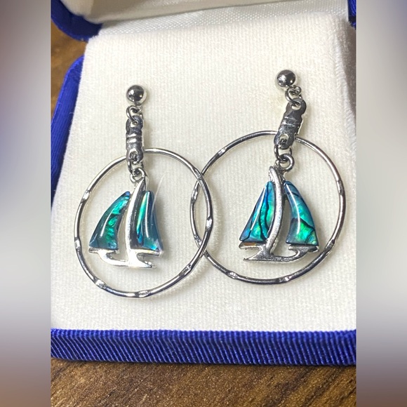 Peacock Int. *Host Pick* Genuine Paua Abalone Shell Inlay Sailboat Hoop Earrings - Picture 4 of 8